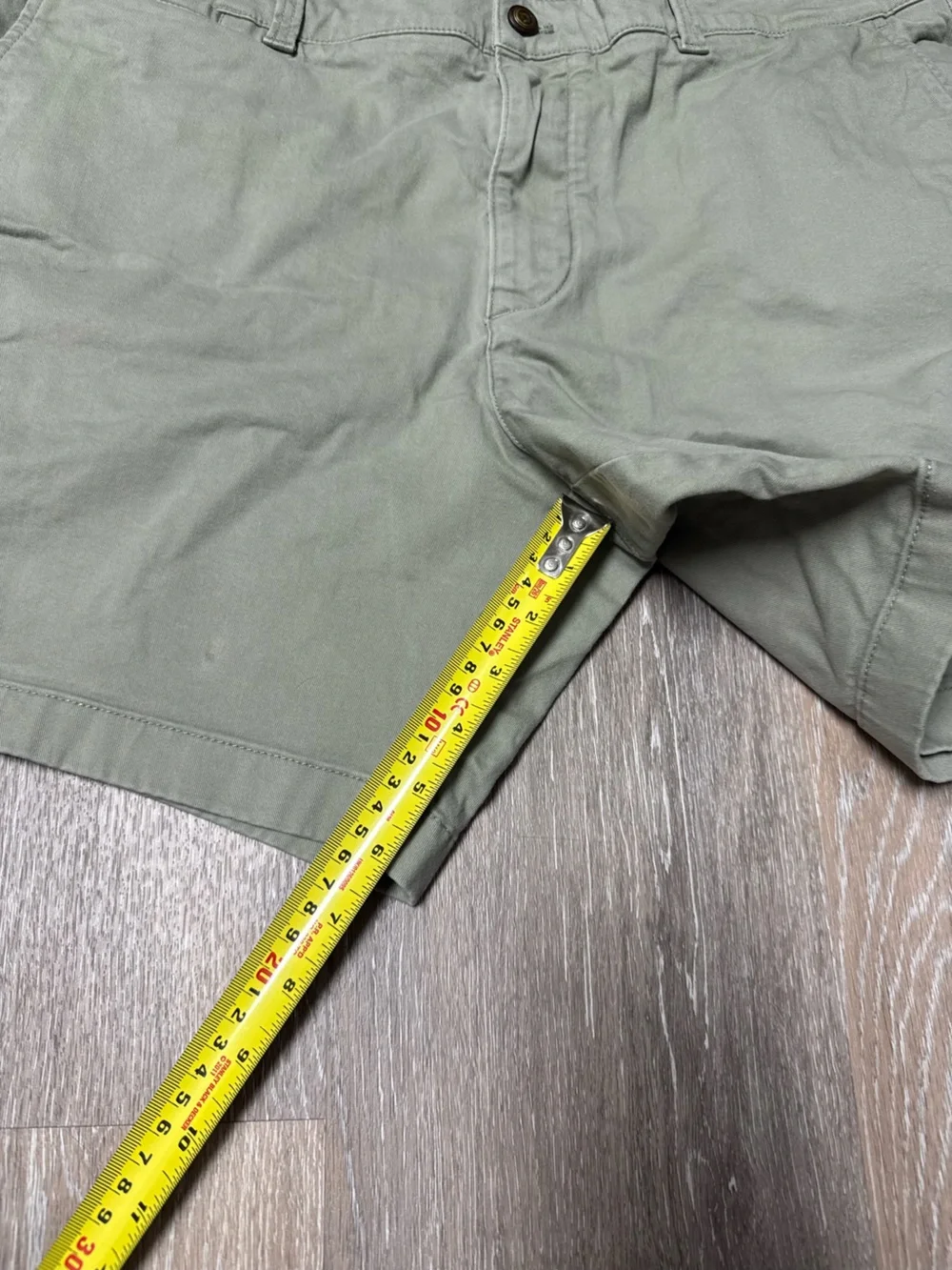 Duck Head Mens 38 Gold School Chino Shorts Olive Shadow Green 6 Inseam